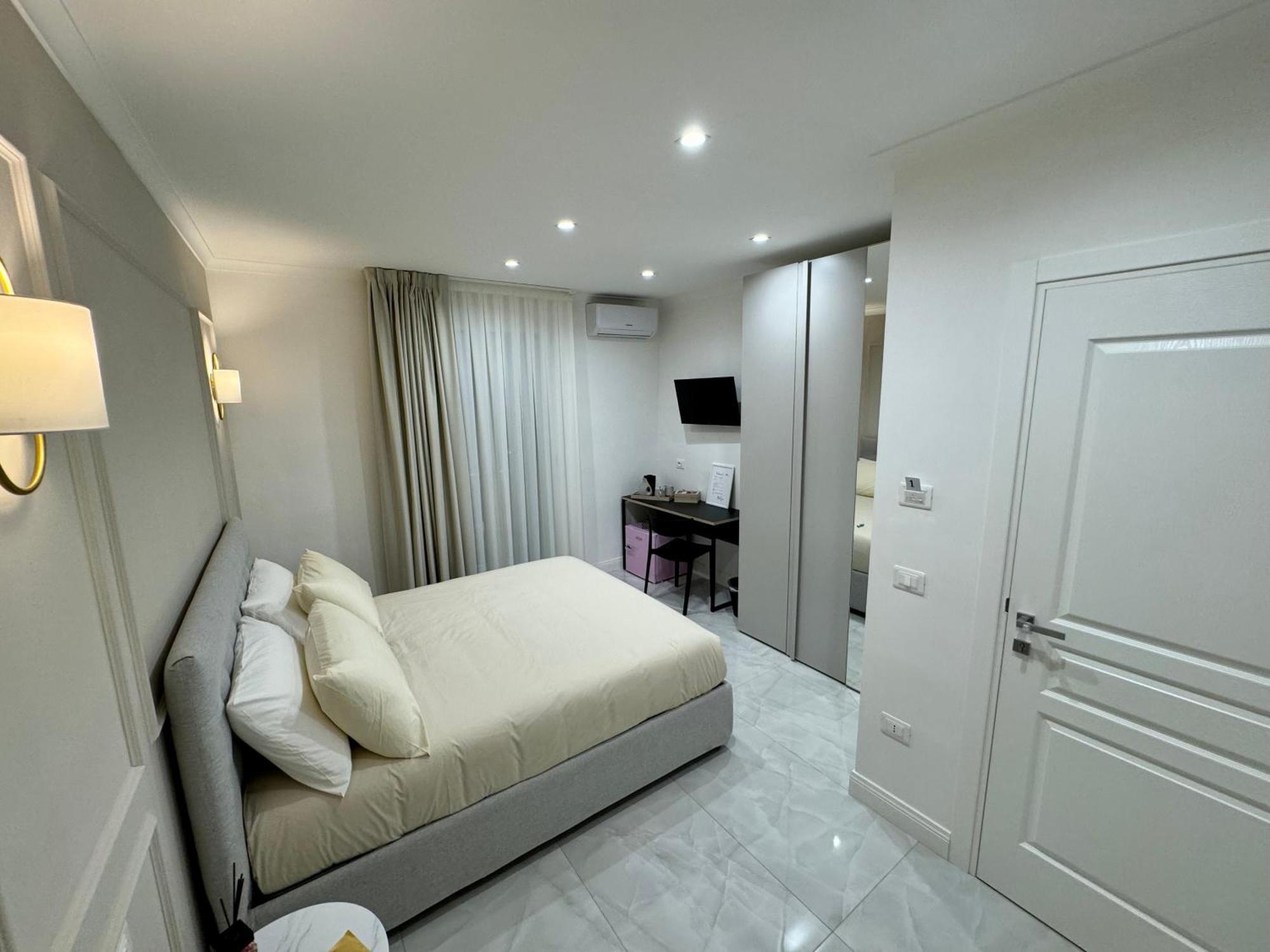 Carafa Rooms Naples Exterior photo